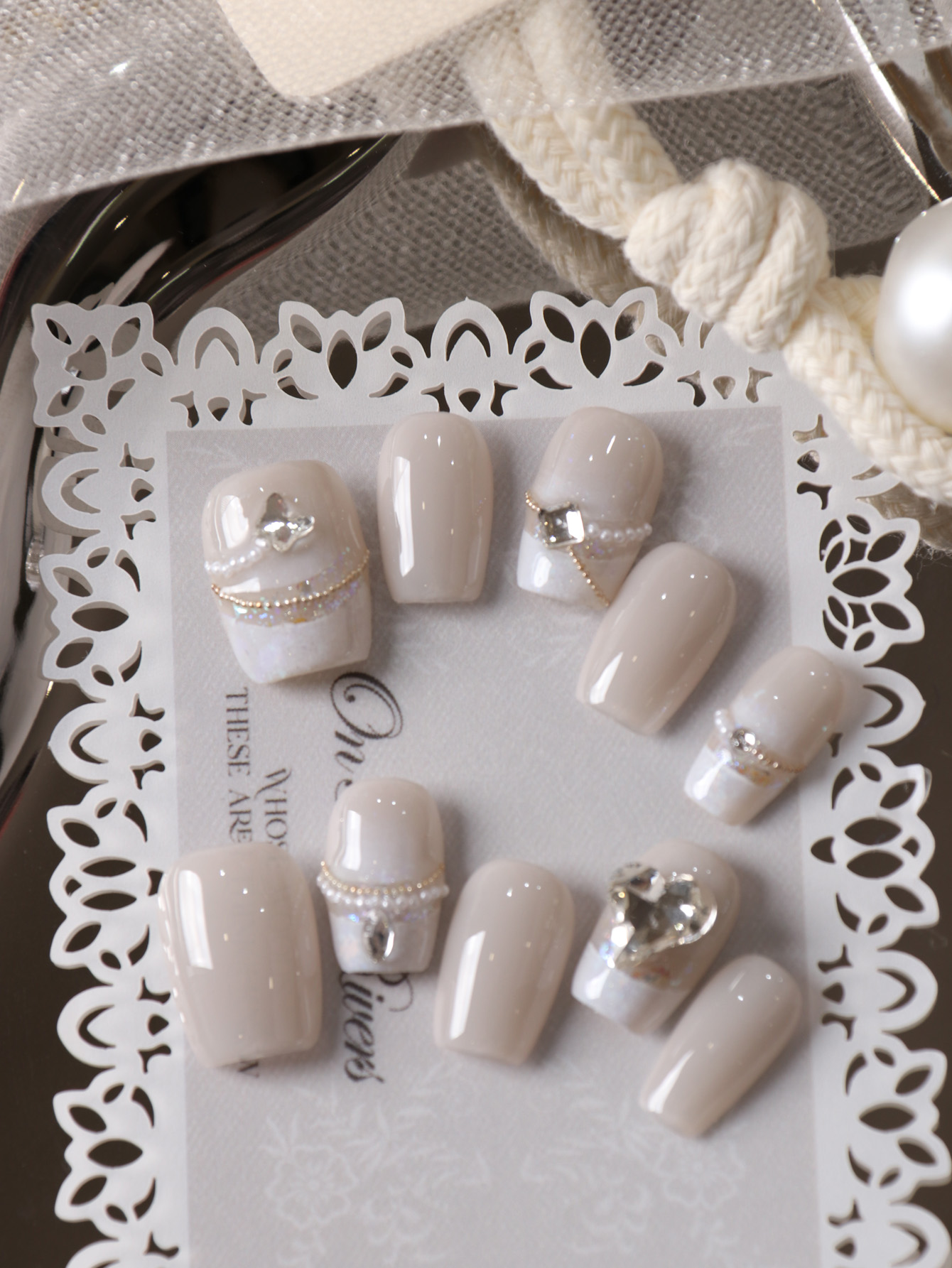 Nail Adhesive Tab - 10 Stück Aufklebenägel Kurze Weiße Nägel