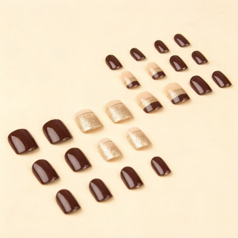 Kurze, quadratische Kunstnägel – Nail Art Inspo Bewertung und Preis
