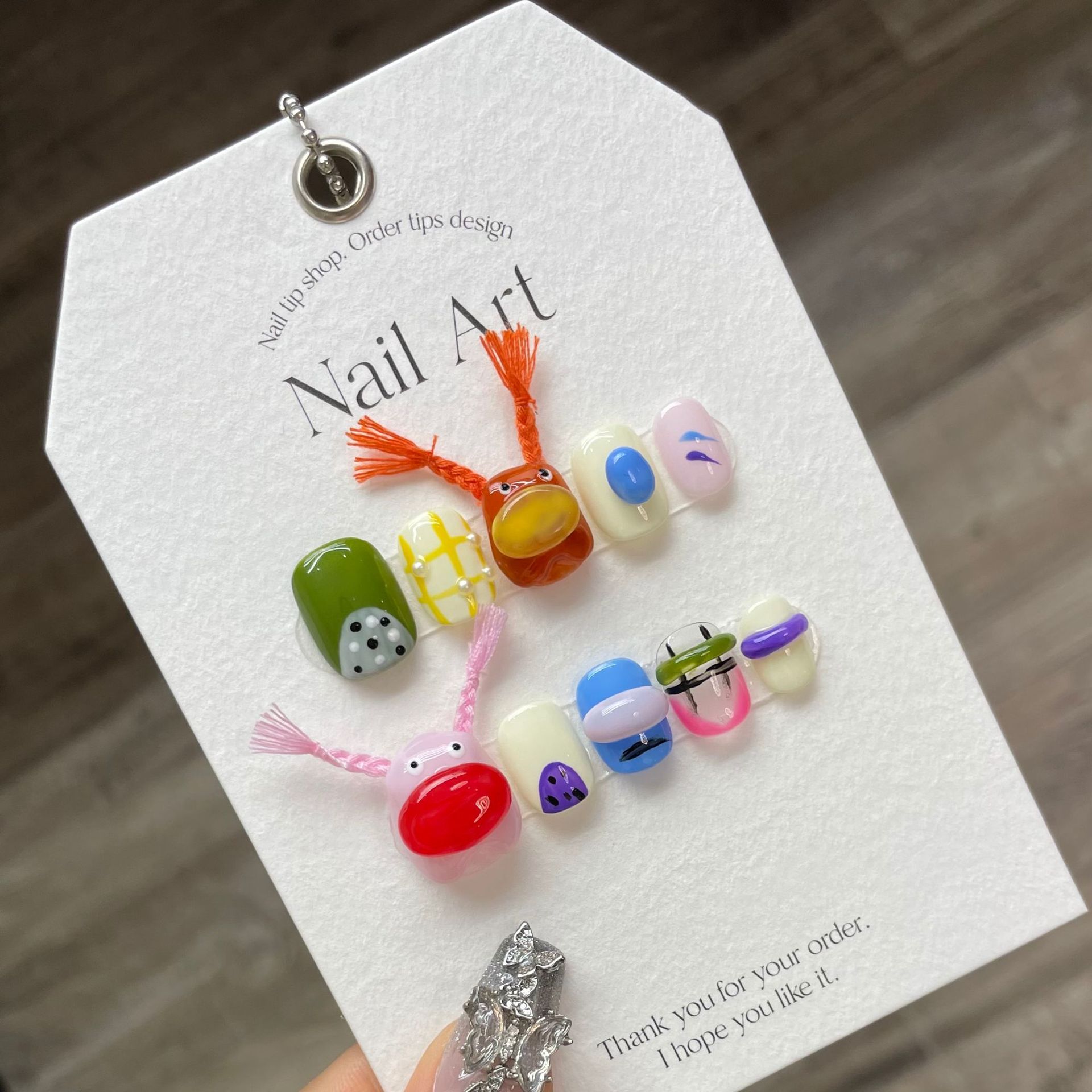 10 Stück luxuriöse handgeferti – Nail Adhesive Tab Bewertung und Preis