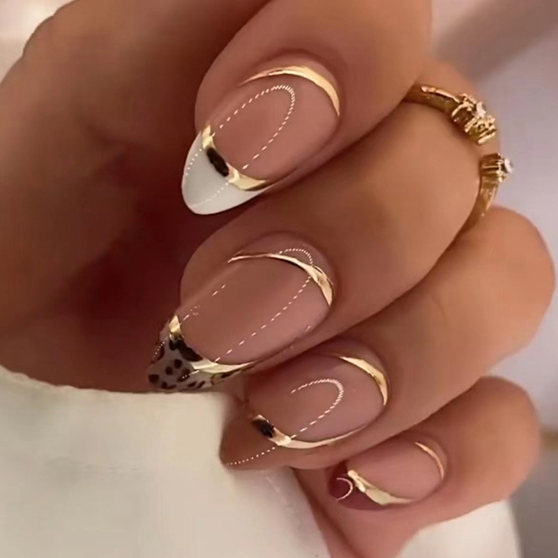 Mittellange künstliche Nägel f – Nail Art Leopard Bewertung und Preis